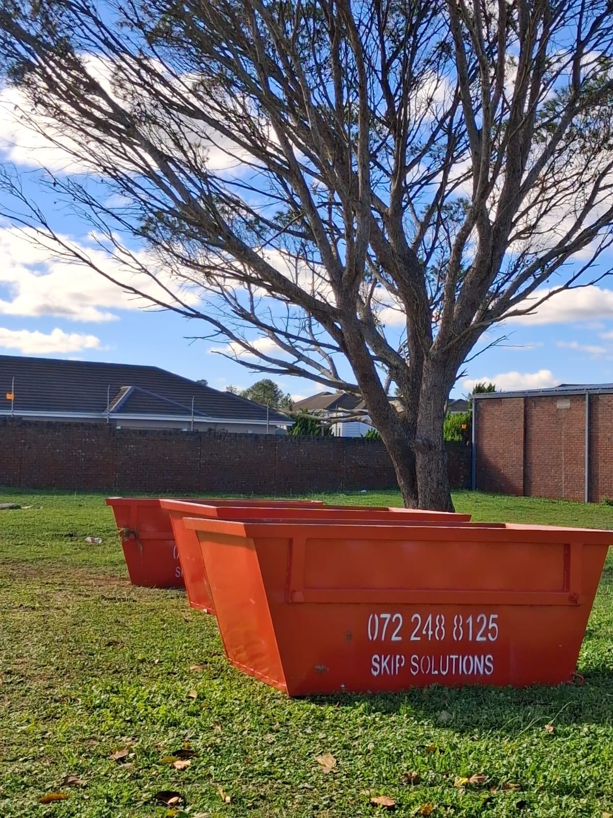 Red Skip Solutions skips for mid-week hire